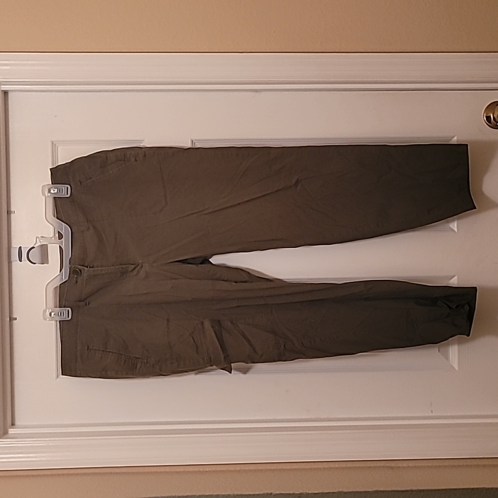 Liz Claiborne pants